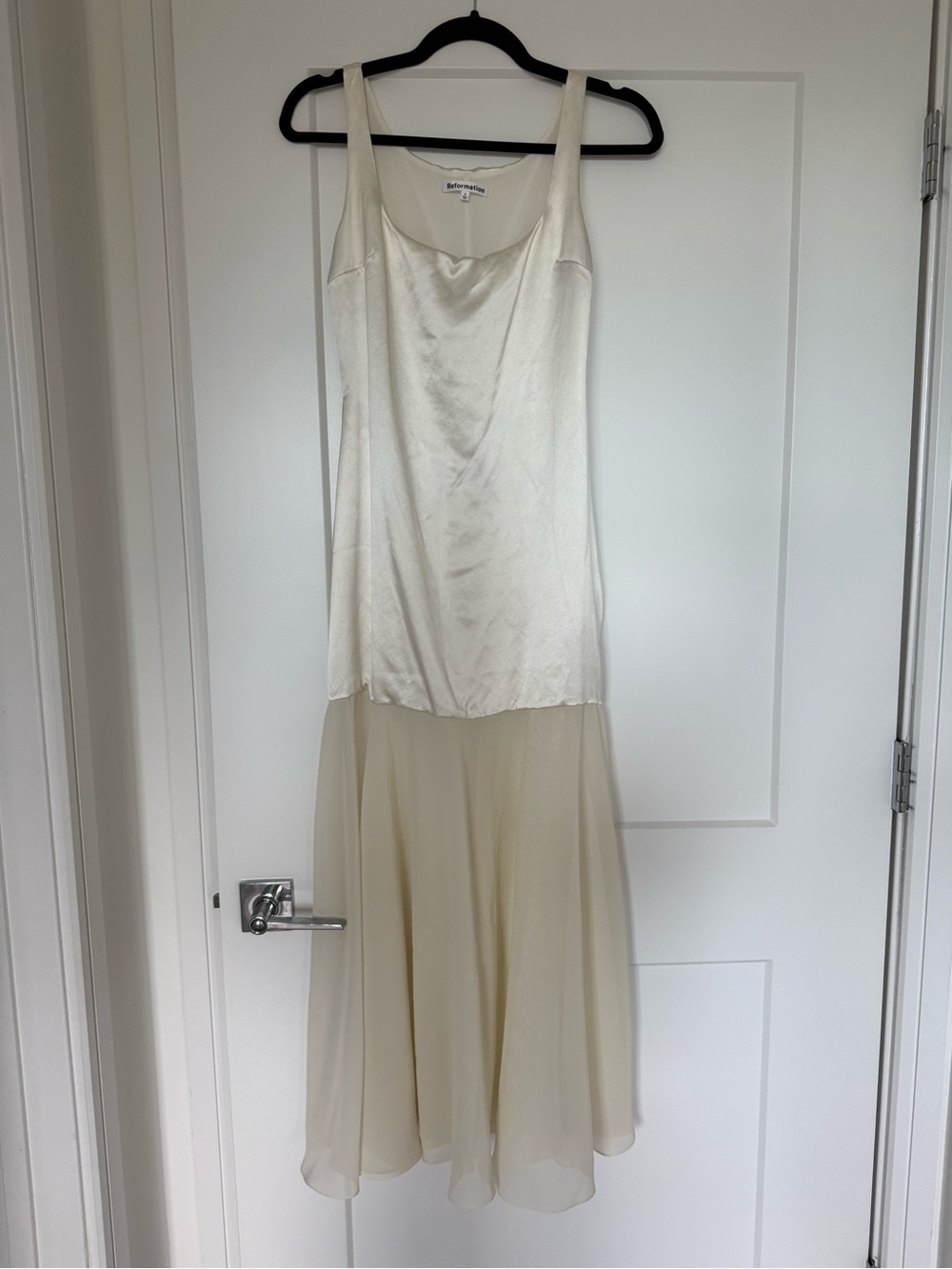 Reformation Zaire Dress in Ivory - Picture 3 of 5
